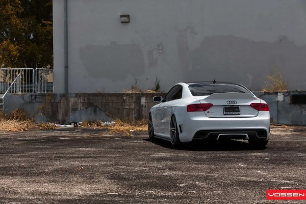 Audi RS5 от OSS Designs и Vossen