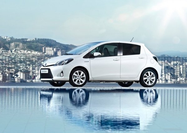Toyota Yaris Hybrid