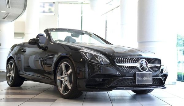 Казаното за Porsche 911 с пълна сила важи и за този модел, който в кодировъчната система на Daimler се нарича R172. Средният пробег е 27 000 км. 
