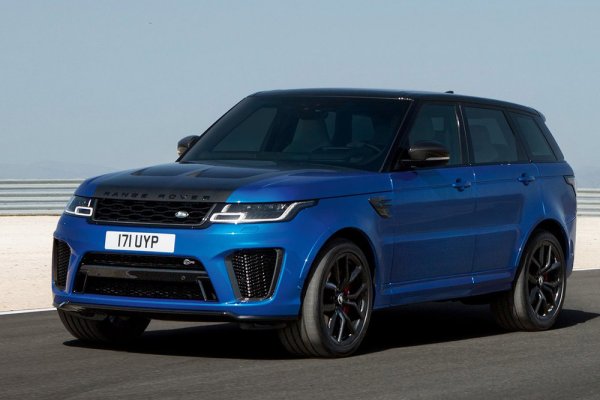 Не е ясно дали това е най-мощната версия на Range Rover Sport, но би било логично, като се имат предвид финансовите възможности на Рамос. В такъв случай това е SVR, спортен автомобил, обгърнат в каросерията на семеен SUV. Това е един от най-популярните модели сред елитните футболисти и не е изненадващо. Луксозният и просторен интериор се допълва от 5-литров V8 двигател с 575 к.с.
