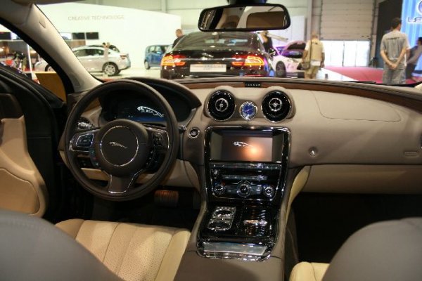 Автосалон София 2011