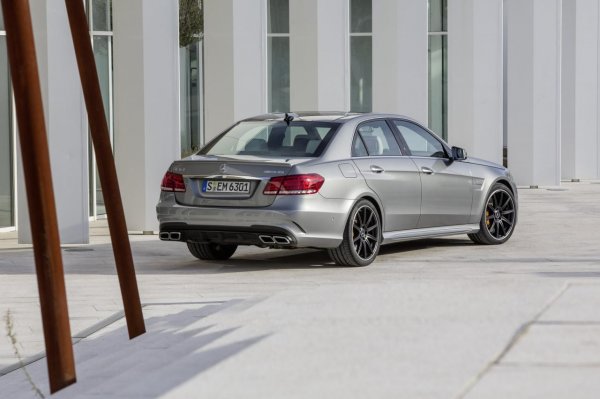 Mercedes-Benz E63 AMG 