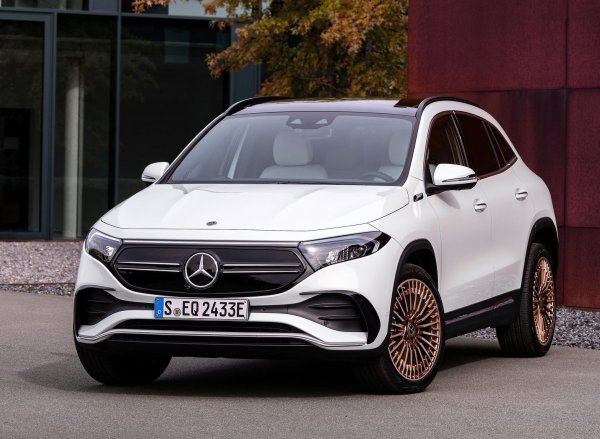 2. BMW - 28.7, 3. Audi - 27.0, 4. Volkswagen - 25.8, 5. Toyota - 22.4, 6. Ford - 20.6, 7. Alfa Romeo - 19.4, 8. Fiat - 17.7, 9. Volvo - 15.7, 10. Jeep - 15.5
