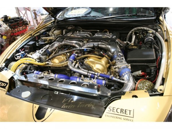 Автомобилът е подложен брутална доработка и бе представен на тунинговото изложение в Токио.