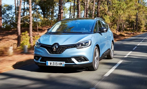 1.7 dCi двигателят може да се намери в редица модели на Renault, сред които са Megane, Scenic или Kadjar, както и в Nissan Qashqai и X-Trail. Той е наличен във варианти с мощност 120 и 150 к.с., предлагащи съответно около 300 Нм и 340 Нм въртящ момент.