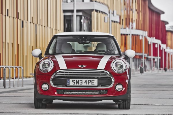 Новото MINI