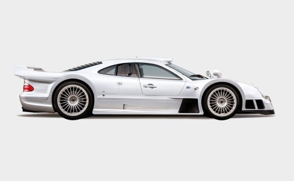 Това е по-късна версия, в която шестлитровият V12 е заменен със седемлитров.