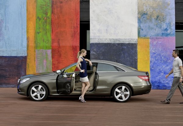 Mercedes-Benz E-Class Coupe 2010