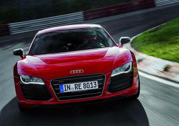 Audi R8 e-tron няма да се произвежда