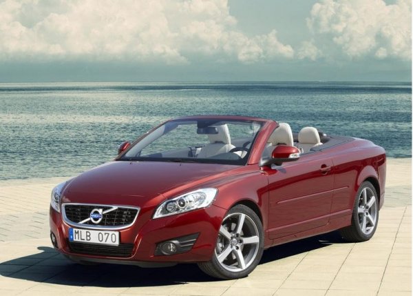 Volvo C70 2010