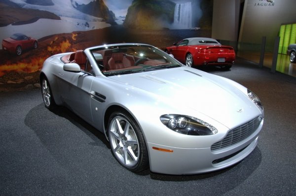 Aston Martin V8 Vantage, снимка : UnitedPictures