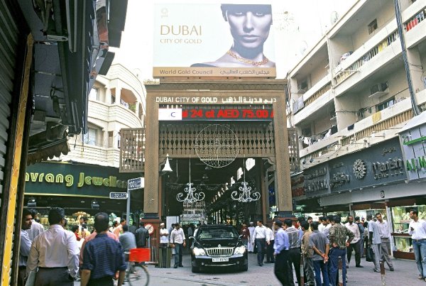 Maybach 62 S, V12 с 450 kW/612 к.с.