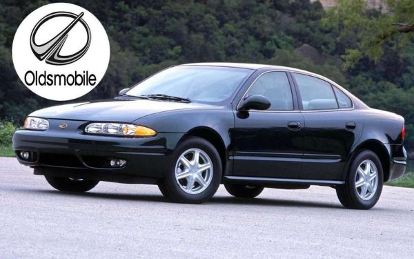 Една от най-старите и най-уважавани в Америка марки падна жертва на "голямата чистка" в General Motors. През 2004 шефовете на концерна прецениха, че ще увеличат печалбите, ако намалят броя на марките. Последният произведен Oldsmobile бе седанът Alero. 

