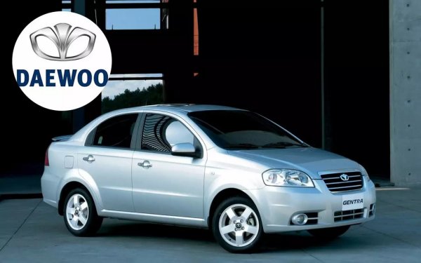 В началото на 90-те огромният корейски холдинг изглеждаше като изгряващата звезда не само на автомобилната, но и на още няколко промишлености. Но после като гръм от ясно небе дойдоха банкрут и разпадане. Автомобилното поделение попадна в ръцете на Chevrolet и бързо бе претопено в гигантските мащаби на GM. Името Daewoo оцеля до 2015 само в Узбекистан, където по лиценз се правеше Daewoo Gentra (познат в България като Chevrolet Aveo).
