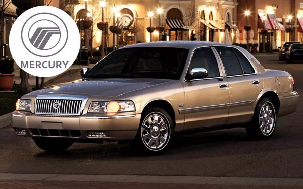 В голямата криза от 2008 и GM, и Chrysler на практика фалираха и трябваше да бъдат спасявани с държавни пари. Ford избегна тази съдба благодарение на привлечения от Boeing блестящ мениджър Алън Мълали, но цената за това бе раздялата с премиум марката Mercury. Показаният тук Grand Marquis бе един от последните модели преди закриването през 2010. 

