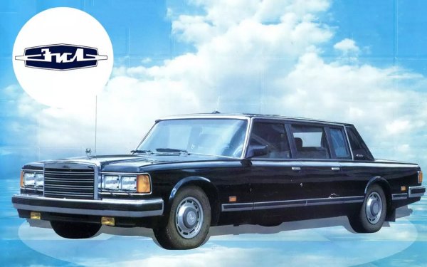 Като заговорихме за най-мечтаните коли на социалистическия лагер (извън всяка западна, разбира се), първото място несъмнено е за ЗИЛ. Съкратено от "Завод имени Лихачева", тази московска фабрика всъщност датира отпреди Октомврийската революция, а след нея правеше машините за съветските вождове, от Сталин до Горбачов. Заводът бе окончателно разтурен миналото десетилетие, вече при управлението на Путин, а музеят с исторически експонати изчезна без следа. 
