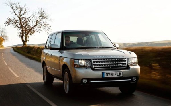 Автомобили от трето поколение на възраст над 12 години вече се предлагат за по-малко от 20 000 евро, като с тях обаче може да има сериозни проблеми с надеждността на основните агрегати. Както моделите на Jaguar, така и тези на Land Rover, обикновено са на последните места по здравина. И ремонтът не е от евтините.

Най-интересни са екземплярите, които се появиха след последния фейслифт на всъдехода. Те се отличават не само на външен вид но и по променените двигатели &ndash; дизелът е с увеличен от 3,6 на 4,4 литра обем, а бензинът &ndash; от 4,2 на 5,0 литра.

