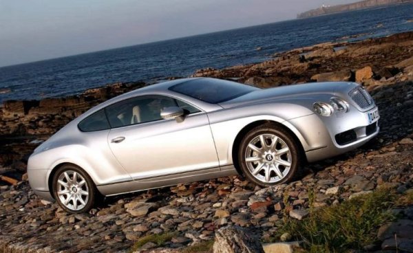 Това британско Gran Turismo с 12-цилиндров двигател е най-луксозният автомобил в списъка, като дори той може да се намери за по-малко от 20 000 евро. За тази сума се предлагат екземпляри от 20040-2006 г., като подобна цена се обяснява с няколко причини.

Първата е, че това е най-масовият модел на Bentey, като от него са продадени доста бройки. Второ, първоначално това беше и най-евтината кола на британската марка. И трето, поддръката на всяко Bentley е много скъпа и Continental GT не прави изключение. Съответно, собствениците искат да се оттърват от колите си, тъй като и застраховката им не е евтина.