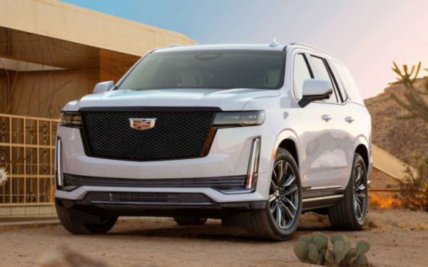 Малко по-скъпо излиза обслужването на Cadillac за 10 години - 12 500 долара. Най-евтиното ТО за модел на американската премиум-марка е 377 долара, като то се редува с по-скъпо - 512 долара. Смяната на спирачни накладки при моделите на марката е 592 долара, още 242 долара се заплаща за нови свещи.
