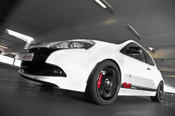 Renault Clio RS от MR Car Design
