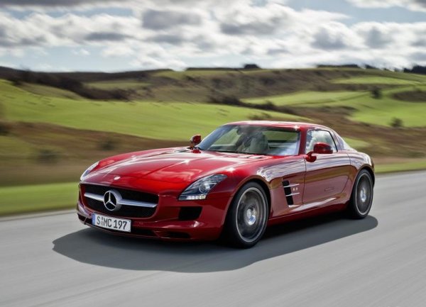 Mercedes-Benz SLS AMG