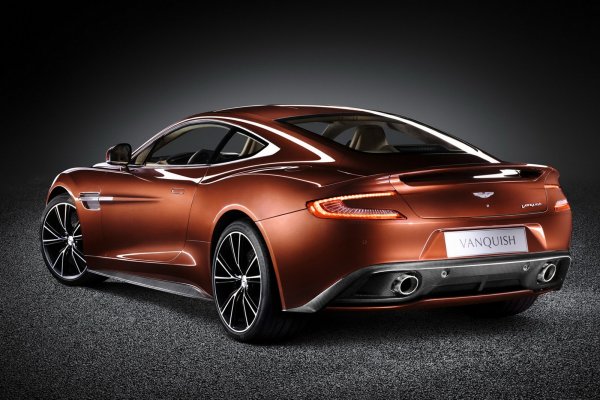Aston Martin Vanquish Mk2