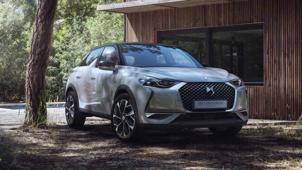 "Нашата битка сега е как да намалим максимално ефекта от тези допълнителни 50%, които добавя към цената електрическото задвижване. Това означава да повишаваме производителността с 10% годишно в течение на пет години. Обичайно автомобилната индустрия в Европа е способна да повиши производителността с 2, максимум 3% на година. Следователно трябва да стигнем от 3 до 10 процента. 
След 10 или 15 години ще знаем и какви са истинските резултати от електрификацията, що се отнася до намаляването на емисиите. Ще го кажа просто: да не се отчита целият жизнен цикъл на електромобилите е късогледо. Не бива да се затварят очите за факта, че този преход ще има социални последствия. И че рискуваме да загубим средната класа, която повече няма да е в състояние да купува автомобили. Така че е твърде рано да кажем дали подходът на ЕС е разумен". 
