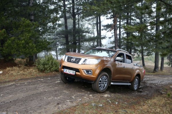 Nissan Navara 