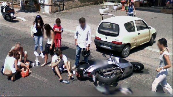 В обектива на Google Street View