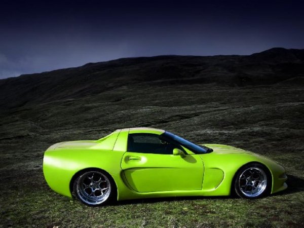 Chevrolet Corvette C5 "ала 70-те" от Wittera 
