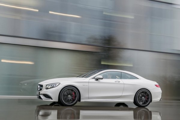 Mercedes-Benz S63 AMG Coupe