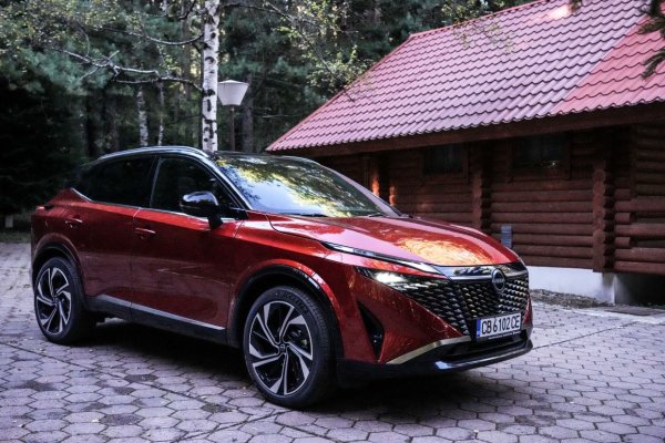 Най-популярният модел на японския производител в Европа претърпя фейслифт, който засега му носи минимално увеличение (0,6%) спрямо първите 9 месеца на 2023 г.