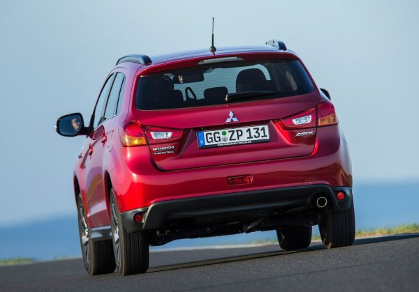 Двигателите не само са надеждни, но и доста икономични (особено дизеловият вариант), което е сред големите предимства на този модел. Проблемите са малкото място в багажника, както и на втория ред седалки. Някои собственици се оплакват от некачествени боя и лак на каросерията. Като цяло оценката за този кросоувър е &bdquo;Скучен, но много надежден&ldquo;.