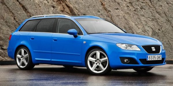 В крайна сметка Exeo не провокира особен интерес, тъй като хората продължиха да предпочитат Audi A4. Като грешка на Seat трябва да се отчете факта, че не предложиха веднага "неубиваемия двигател 1.9 TDI двигател на Volkswagen.