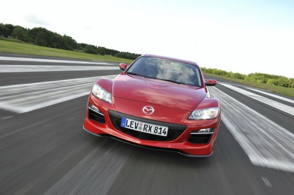 Обновената Mazda RX-8