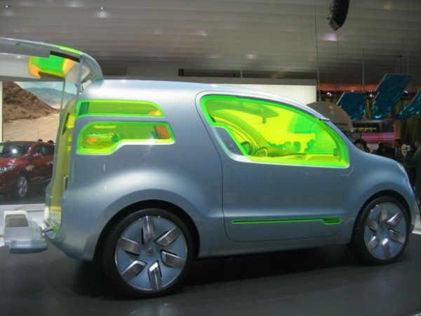Renault ZE Concept / Автомобилен салон Париж 2008