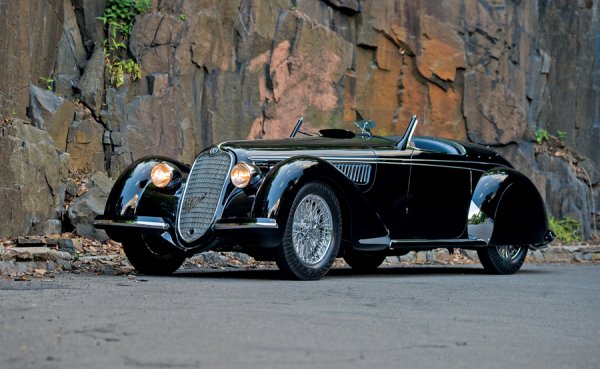 Раил Хашми напълно е пропуснал митичната италианска марка, и напразно - през миналата година една класическа Alfa Romeo 8C 2900B Touring Berlinetta от периода между двете световни войни се продаде за 18.9 милиона долара, а преди това Alfa Romeo 8C 2900B Lungo Spider удари 19.8 милиона. 
