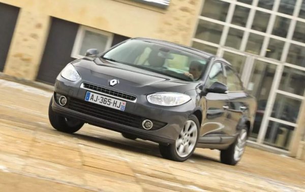 Пуснат на пазара през 2009 г., Renault Fluence напусна Европа веднага след фейслифта през 2013 г. Електрическата му версия издържа още по-малко.