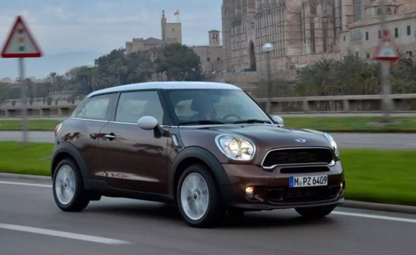 Със своя Paceman компанията Mini показа, че кросоувърът с три врати не е толкова търсена кола. Моделът е продаван от 2013 до 2017 г.