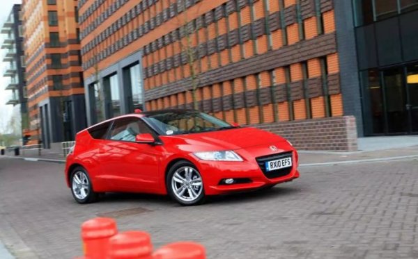 Honda CR-Z - автомобилът на Япония за 2010 г., така и не успя да се наложи в Европа. Продаваше се само четири години.