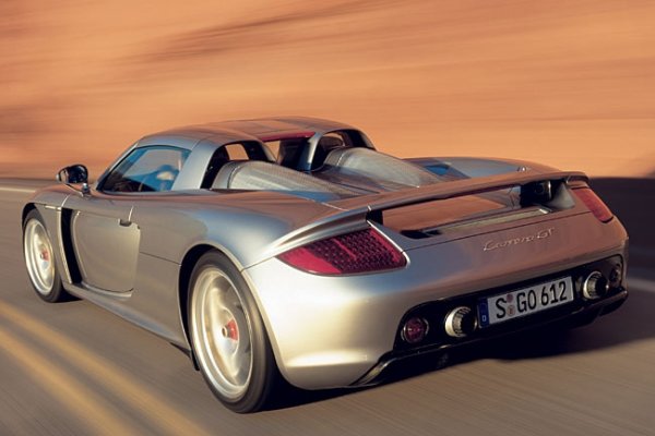 Porsche Carrera GT (серията е разпродадена и спряна от производство, но въпреки това...), 612 к.с., 10 цилиндров мотор, от около 450 000 евро