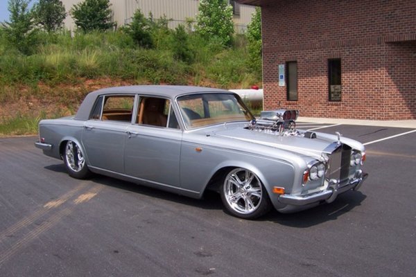 Тунингован Rolls-Royce Silver Shadow, модел 1970 година 