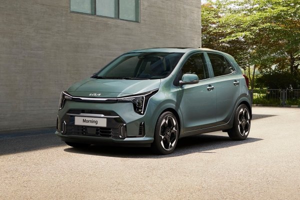 Третото поколение на субкомпактния хечбек на марката Kia, известен в България и на други пазари като Picanto, а в родината си като Morning, се произвежда от 2017 г., като през това време претърпя два големи фейслифта - през 2020 и 2023 г. В Южна Корея той се предлага с 998-кубиков трицилиндров атмосферен G3LA с мощност 67 к.с. и 4-тепенна хидромеханична трансмисия срещу 13 150 000 вона (около 8760 евро). В България най-евтиният Picanto струва 32 940 лв. с ДДС (16 840 евро).
