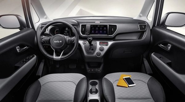 Моделът е доста търсен на местния пазар, основно поради комбинацията от приличен вътрешен обем, възможности за вътрешна трансформация, лесен достъп, добро допълнително съдържание и ниска цена. Базовата му конфигурация Trendy струва 14 000 000 вона (9360 евро).
