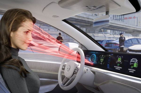 Германският производител на компоненти Continental представи в Лас Вегас новия си ултраширок дисплей за автомобили. Ключова част от него е способността на системата да сканира лицето на шофьора и да зарежда индивидуалния му профил - а също и да опазва колата от кражба. За целта в дисплея са интегрирани сензор Тrinamix и специален софтуер. 
Системата за лицево разпознаване позволява безопасното вграждане в автомобила на решения за мобилни разплащания без нуждата от други устройства. На практика ще можете да плащате за мобилни услуги, за развлекателно съдържание и дори при покупка на стоки, без изобщо да посягате към портфейла или телефона си. 
