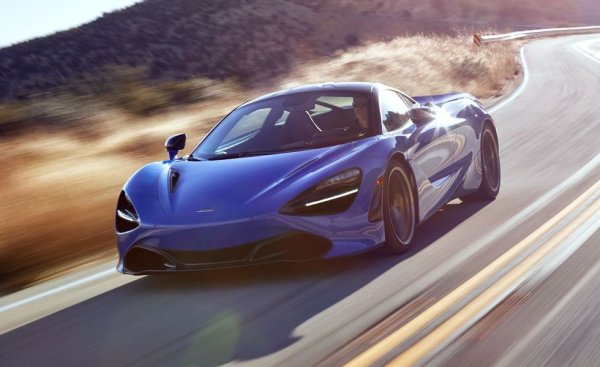 Почти всички резултати в класацията са постигнати с launch control. При McLaren 720S, при натиснати и двата педала, дигиталният оборотомер показва 3200 об/мин цели четири секунди, преди да светне надписът “Boost Ready”.

Дата на теста: февруари 2018
Цена: $378,215 (на тестовия модел), $288,845 (базова)
Двигател: 4.0-литров туин турбо V8 със 710 коня, 7-степенна трансмисия с двоен съединител
Тегло: 1433 кг