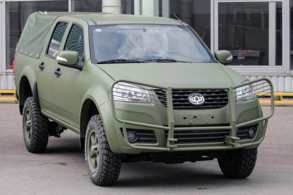 "Богдан-2351" е класически многофункционален пикап с отворена каросерия. Има и модификация на "Богдан-2251" - линейка със специална надстройка. Освен това в арсенала на корпорация "Богдан" има и леки и товарни автомобили, автобуси, тролейбуси и друго оборудване (по-голямата част от продукцията е лицензирана).
