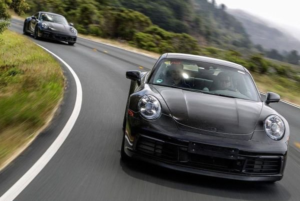 Porsche 911 (992)