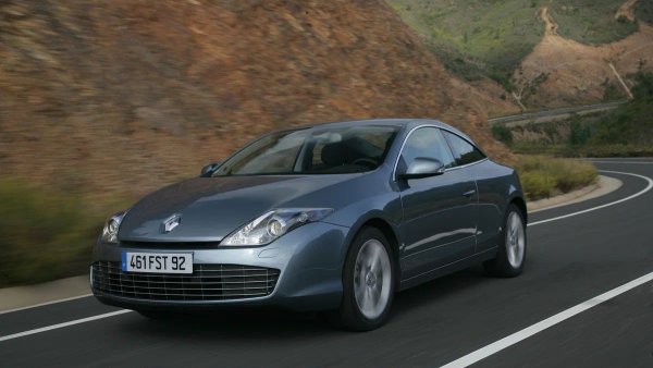 Двигателят се произвежда от 2001 до 2016 година и се монтира на Renault Avantime, Clio, Espace, Laguna, Megane, Scenic и Vel Satis.