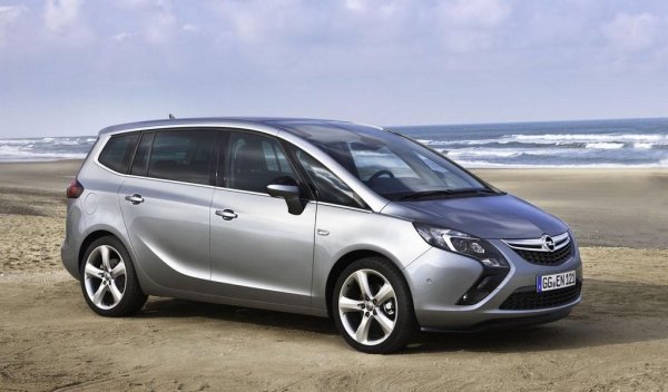 Opel така и не реагира на многобройните оплаквания от такива проблеми със сервизна акция. Проблемът засяга абсолютно всички произведени двигатели от този тип, без значение от годината. След време обаче компанията започна да препоръчва употребата на масло 0w20, което предотвратява проблемите с веригата. Или поне ги отлага до далеч по-приемливия пробег от 150-160 хиляди километра. Извън веригата, "шептящият дизел" не създава сериозни ядове. 
